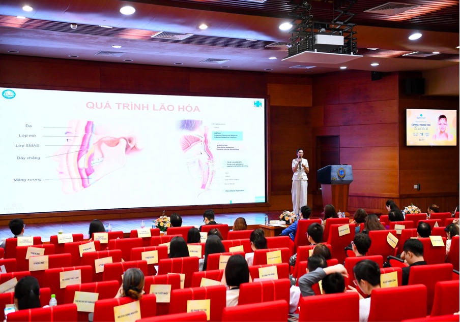 Thẩm mỹ Linh Anh Premium đã tham gia hội thảo khoa học tại Bệnh viện Đại học Y Dược TP. HCM với một bài báo cáo mang tính chuyên sâu 