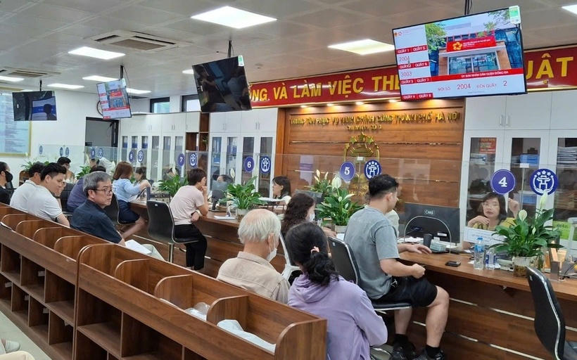 Thủ tướng yêu cầu 'dồn lực' hoàn thành cắt giảm thủ tục hành chính trong năm 2025