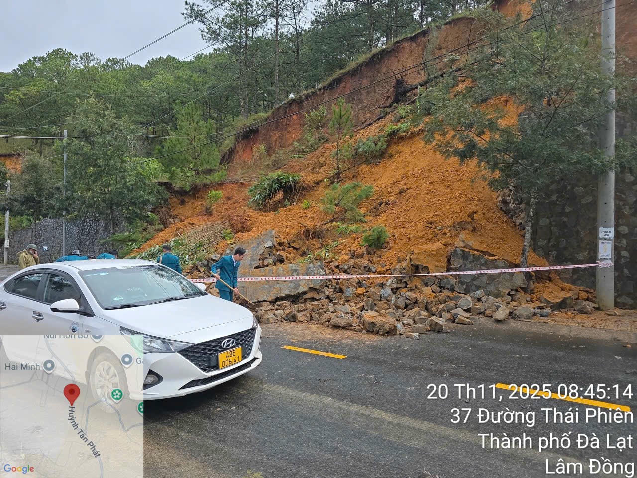 Nhiều nơi ở Lâm Đồng sạt lở, ngập nặng