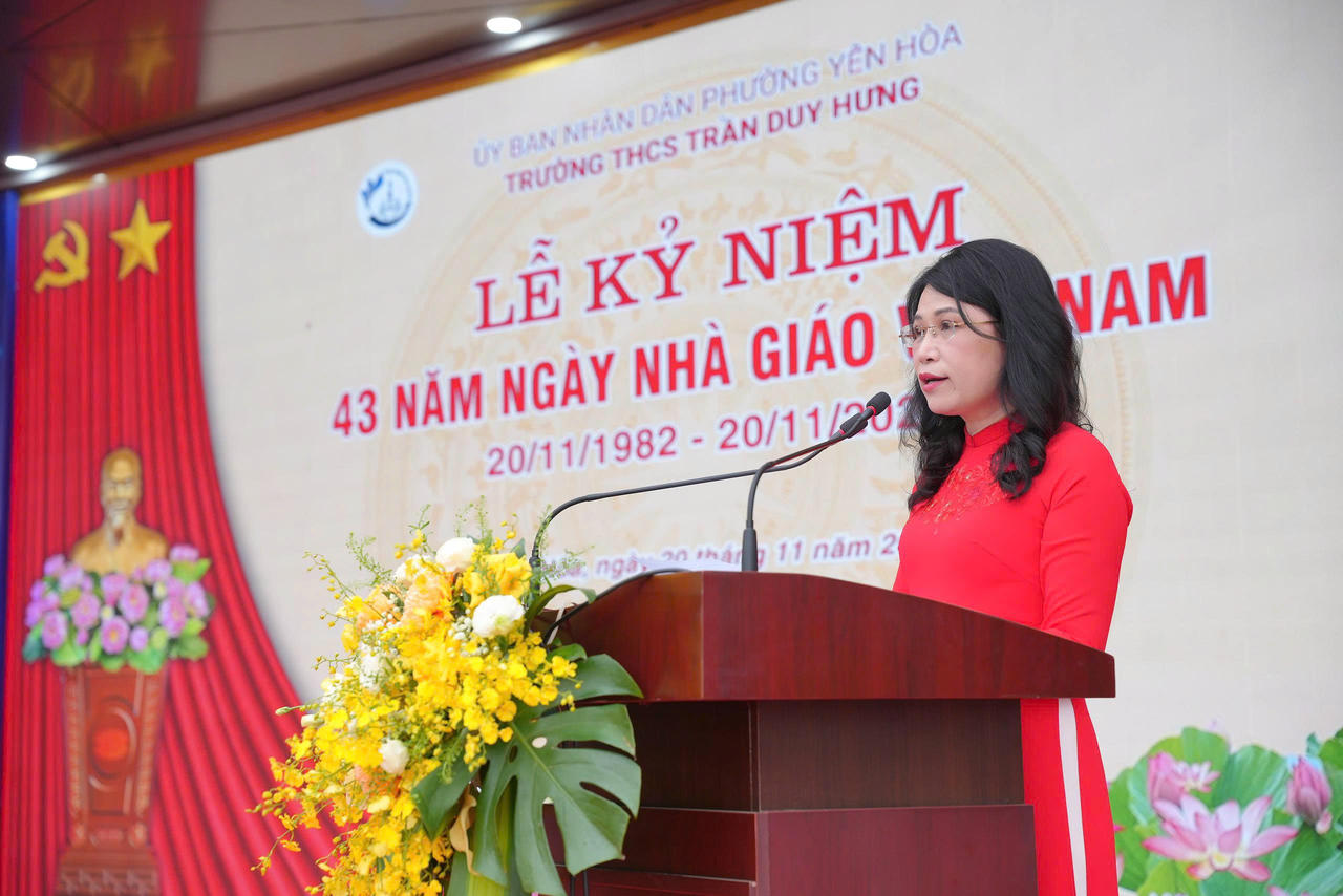 Trường THCS Trần Duy Hưng chào mừng ngày 20/11 bằng câu chuyện về cội nguồn, nhân cách và tri thức