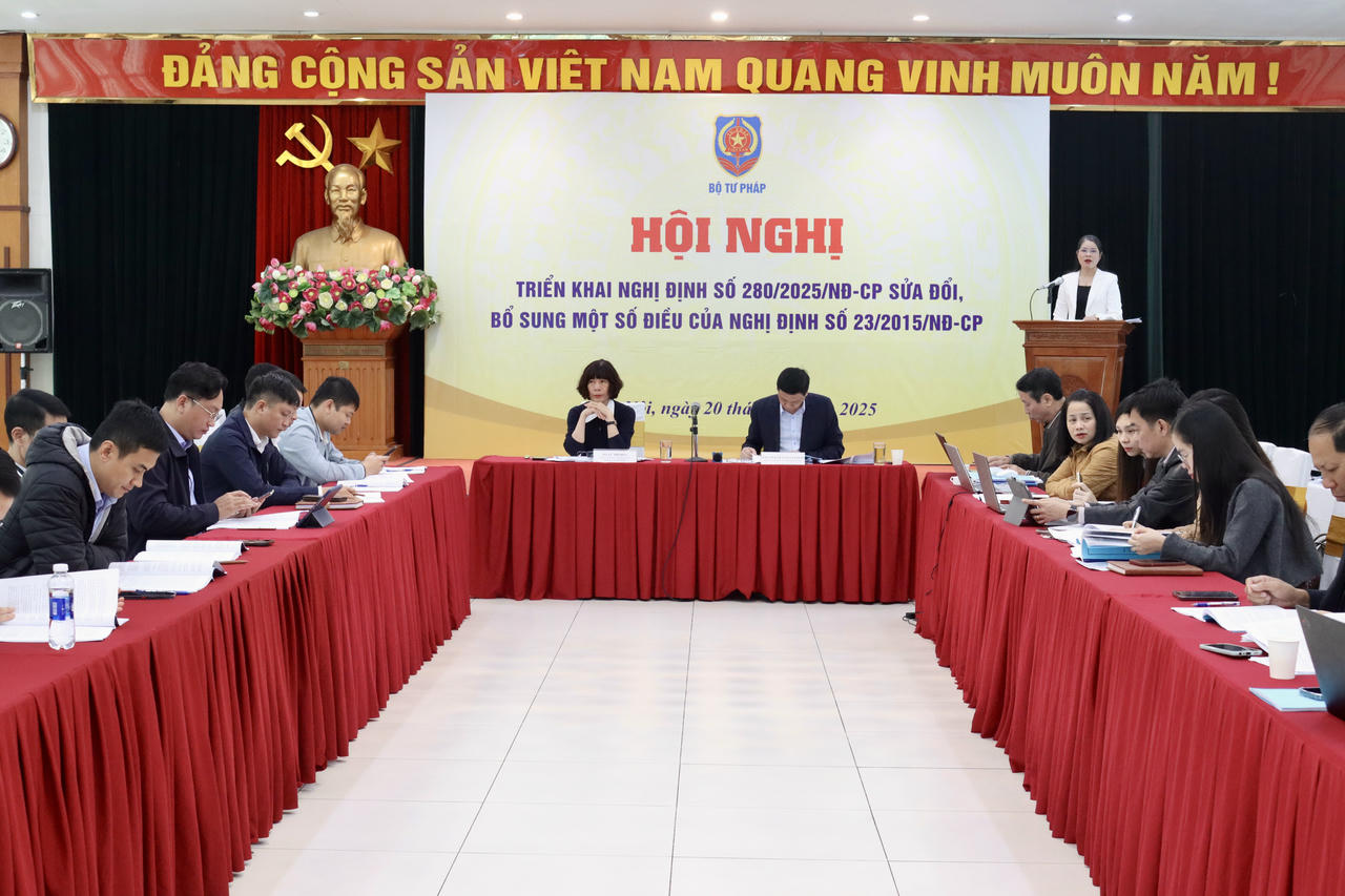 Tăng thẩm quyền cấp xã, thúc đẩy chuyển đổi số trong chứng thực