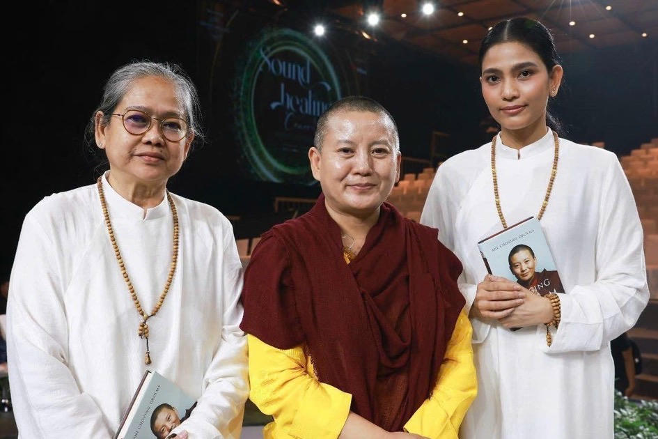 Người mẹ gieo hạt lành cho Á hậu Trương Thị May