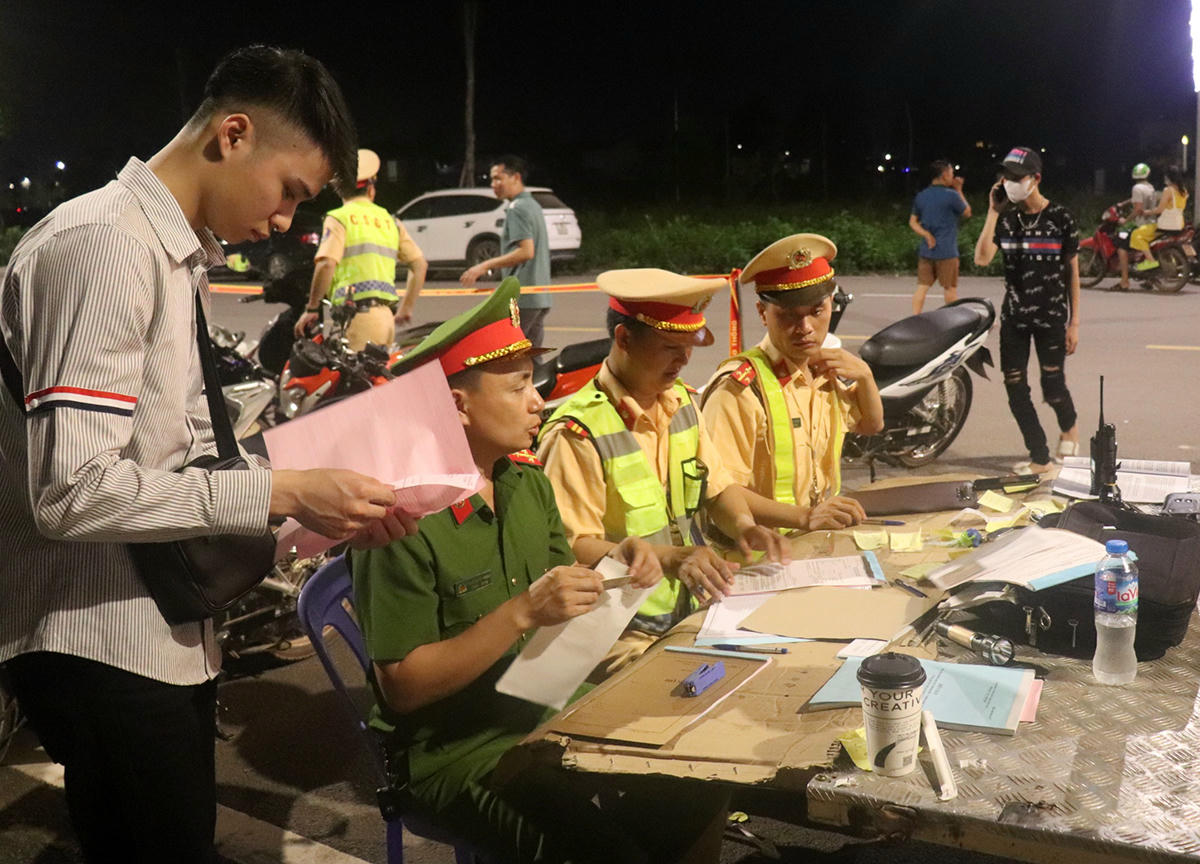 Bắc Ninh: Không trông giữ xe mô tô cho học sinh không đủ điều kiện điều khiển phương tiện