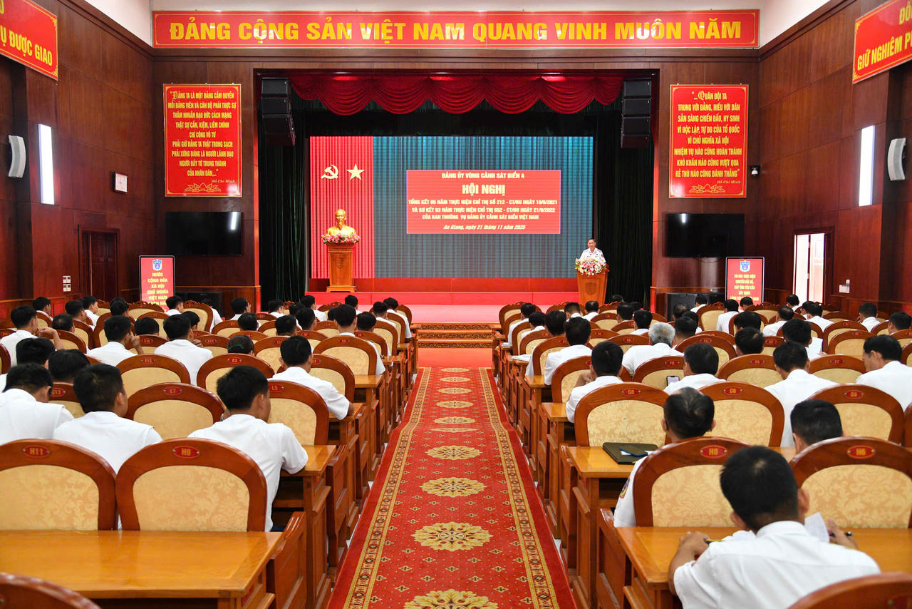Bộ Tư lệnh Vùng Cảnh sát biển 4 xây dựng bản lĩnh, giữ vững kỷ luật