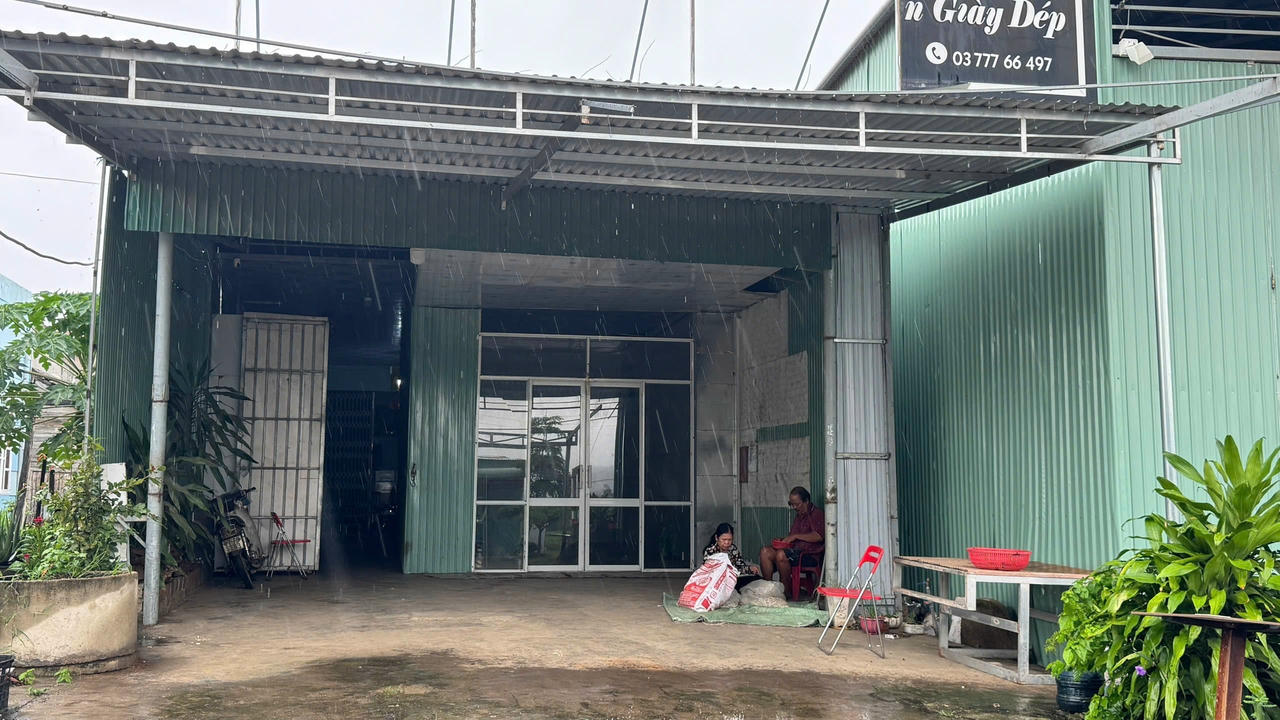 TAND KV12 Gia Lai tuyên nhà đất là của vợ chồng bà Loan, ông Dẫn. 
(Ảnh trong bài: B.Yên)
