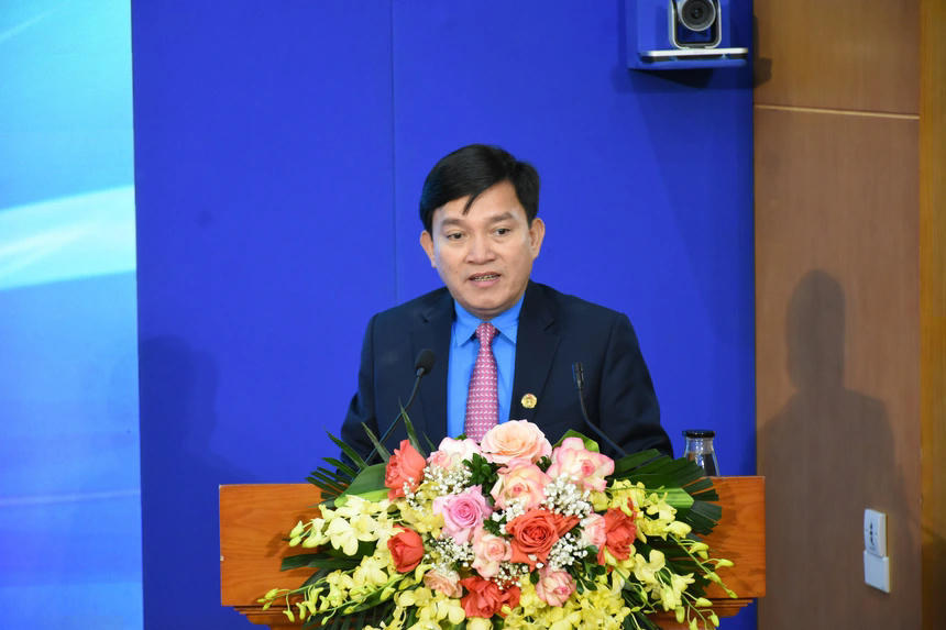 Ông Nguyễn Xuân Hùng, Phó Chủ tịch Tổng LĐLĐ Việt Nam phát biểu tại Hội nghị.&nbsp;