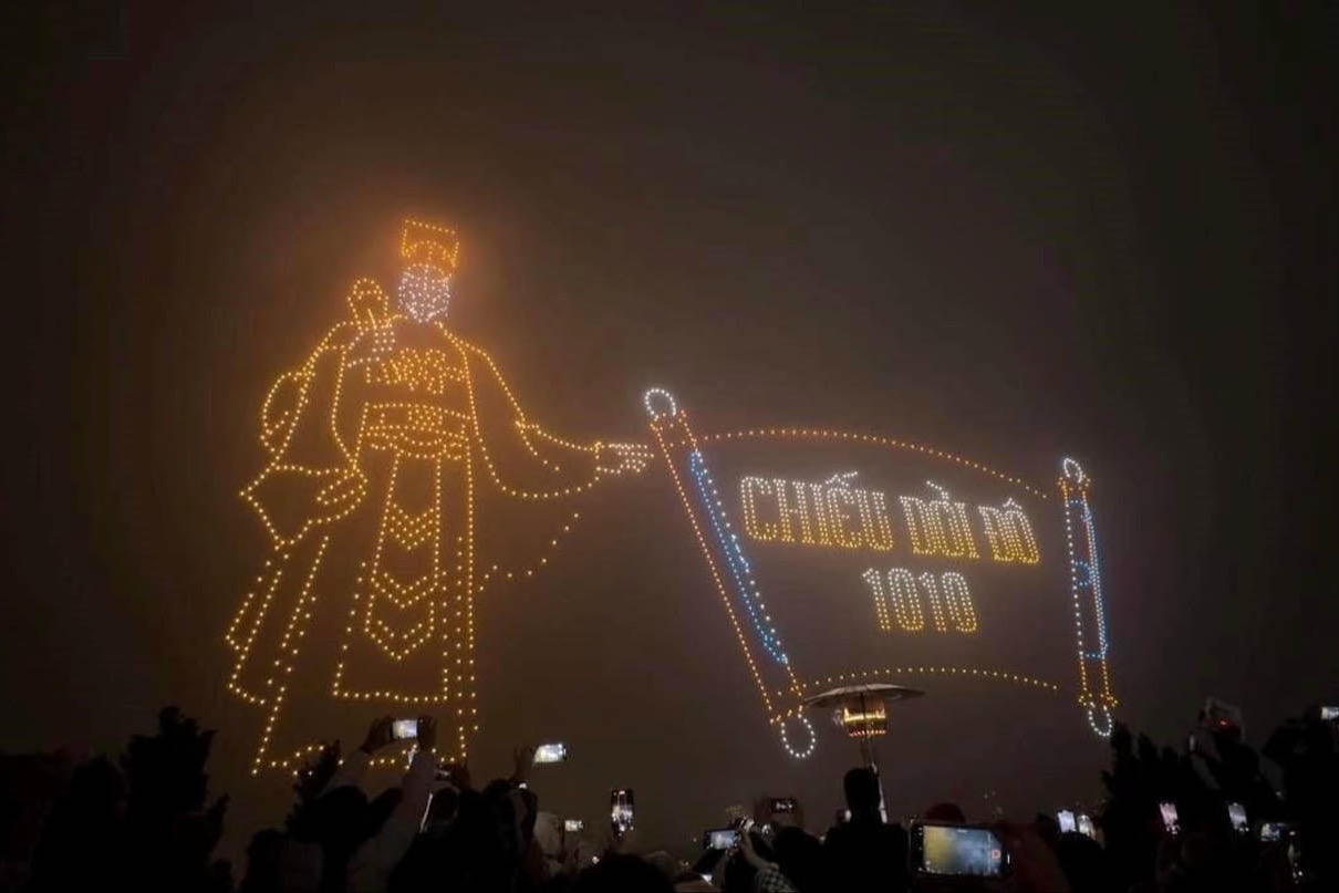 Drone Tây Hồ thu hút du khách