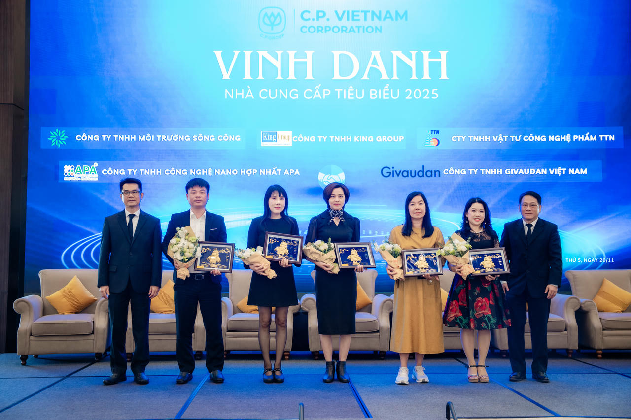 C.P. Việt Nam
vinh danh 5 nhà cung cấp tiêu biểu tại sự kiện.

. 