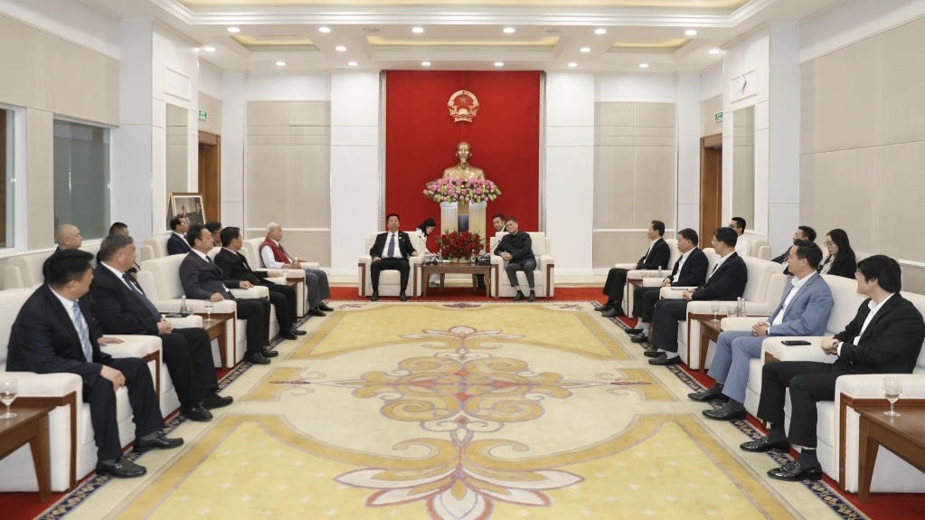 Quảng Ninh: Chủ tịch UBND tỉnh tiếp đoàn nhà đầu tư Trung Quốc