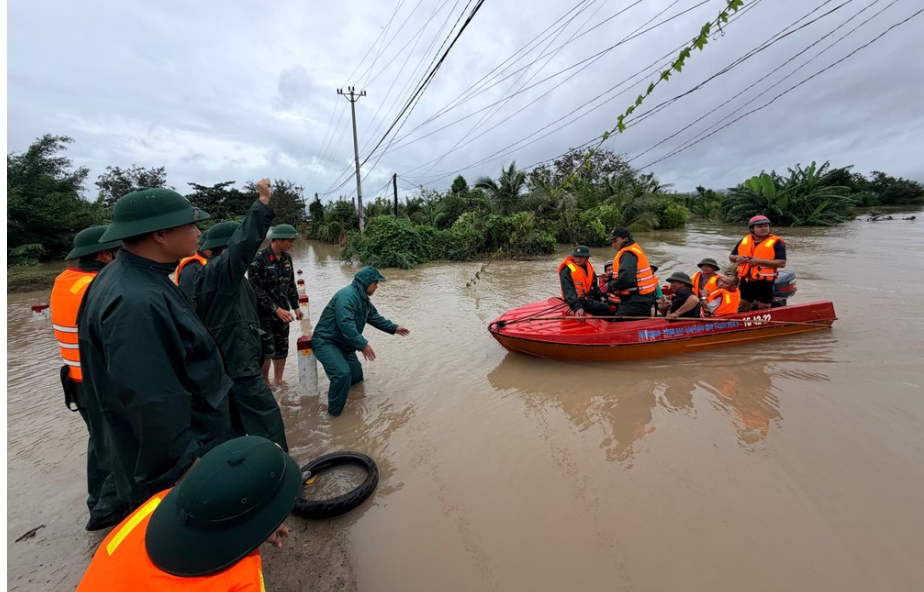 Huy động toàn lực, triển khai cấp bách mọi biện pháp ứng phó mưa lũ đặc biệt lớn ở Khánh Hòa, Đắk Lắk, Gia Lai