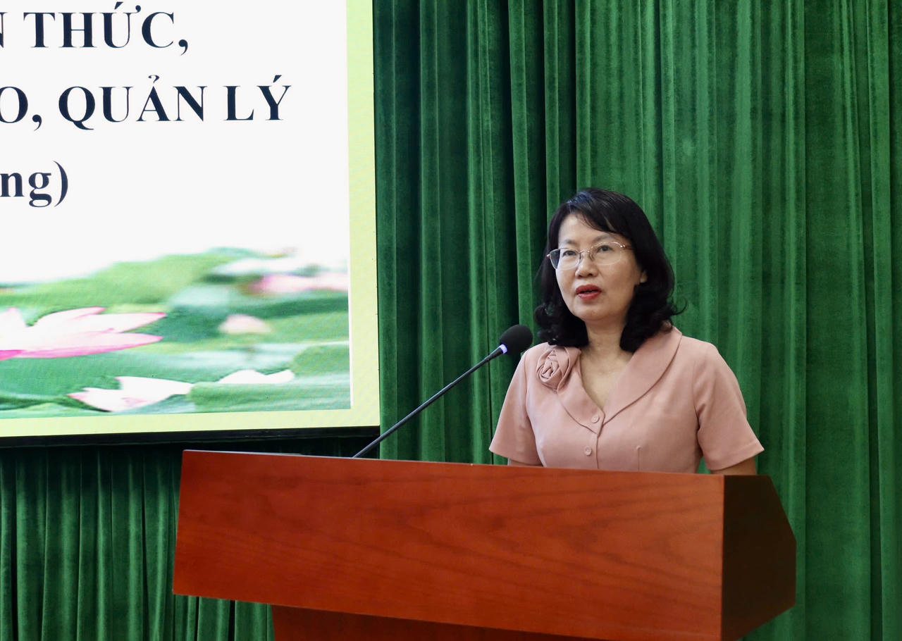 Vụ trưởng Vụ Tổ chức cán bộ Phan Thị Hồng Hà phát biểu