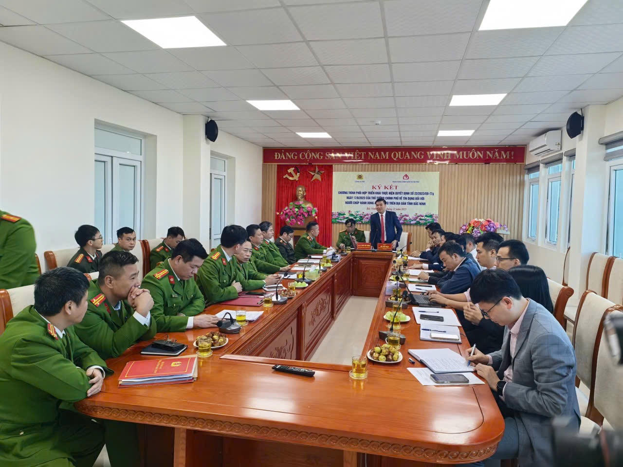 Quang cảnh buổi Lễ ký kết.