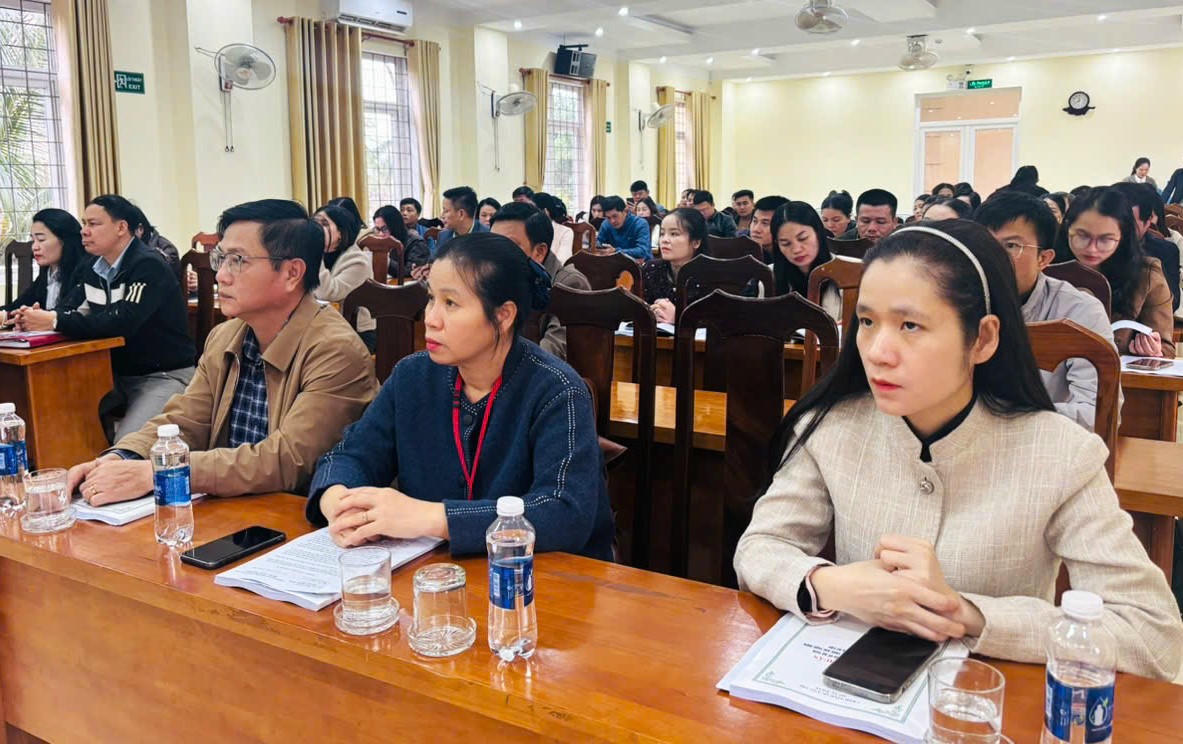 Đại biểu tham dự lớp tập huấn nghiệp vụ do Sở Tư pháp tỉnh Quảng Trị tổ chức.