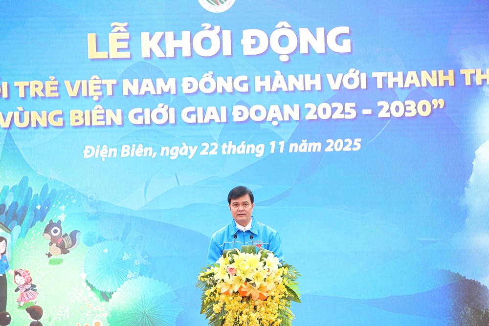 Ủy viên dự khuyết Trung ương Đảng, Phó Chủ tịch UBTƯ MTTQ Việt Nam, Bí thư thứ nhất Trung ương Đoàn Bùi Quang Huy phát biểu.