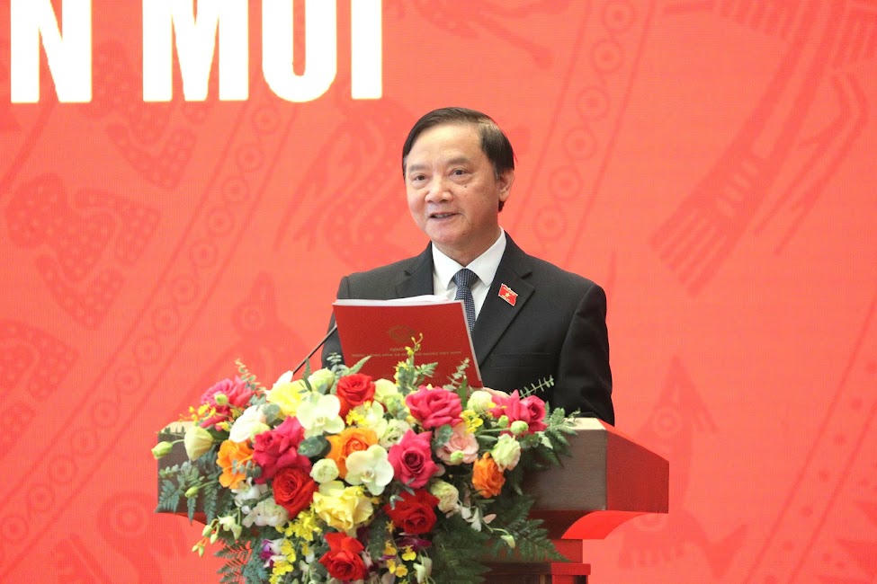 Phó Chủ tịch QH Nguyễn Khắc Định phát biểu tổng kết, bế mạc Diễn đàn.