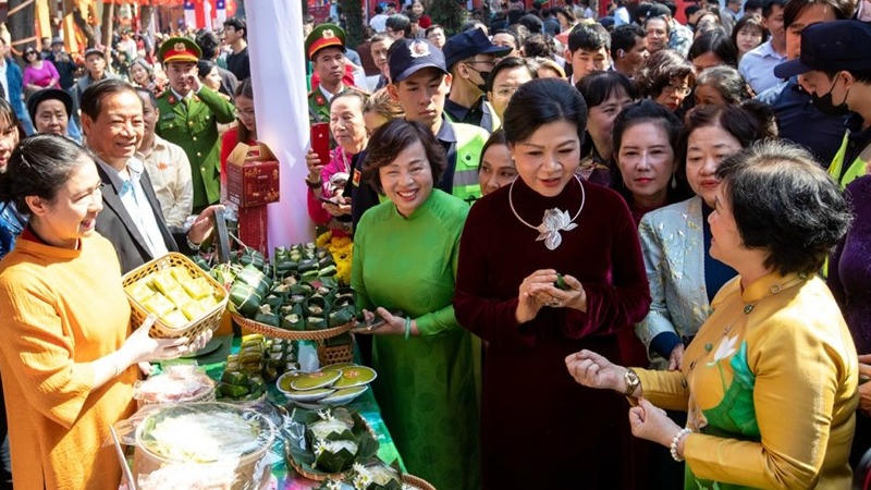 'Liên hoan Văn hóa ẩm thực quốc tế 2025' chung tay ủng hộ đồng bào vượt qua bão lũ