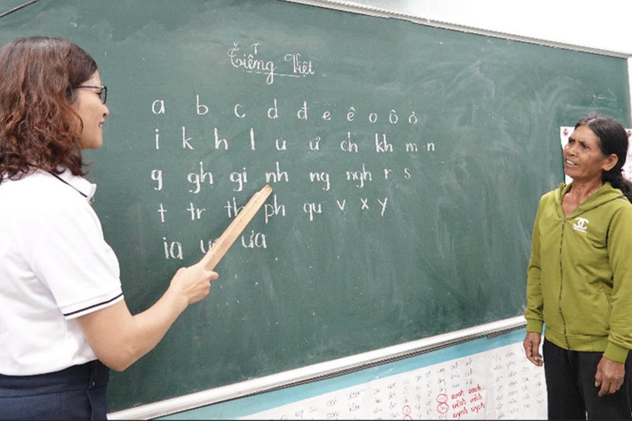 Nâng cao quyền của phụ nữ, trẻ em gái để phát triển bền vững