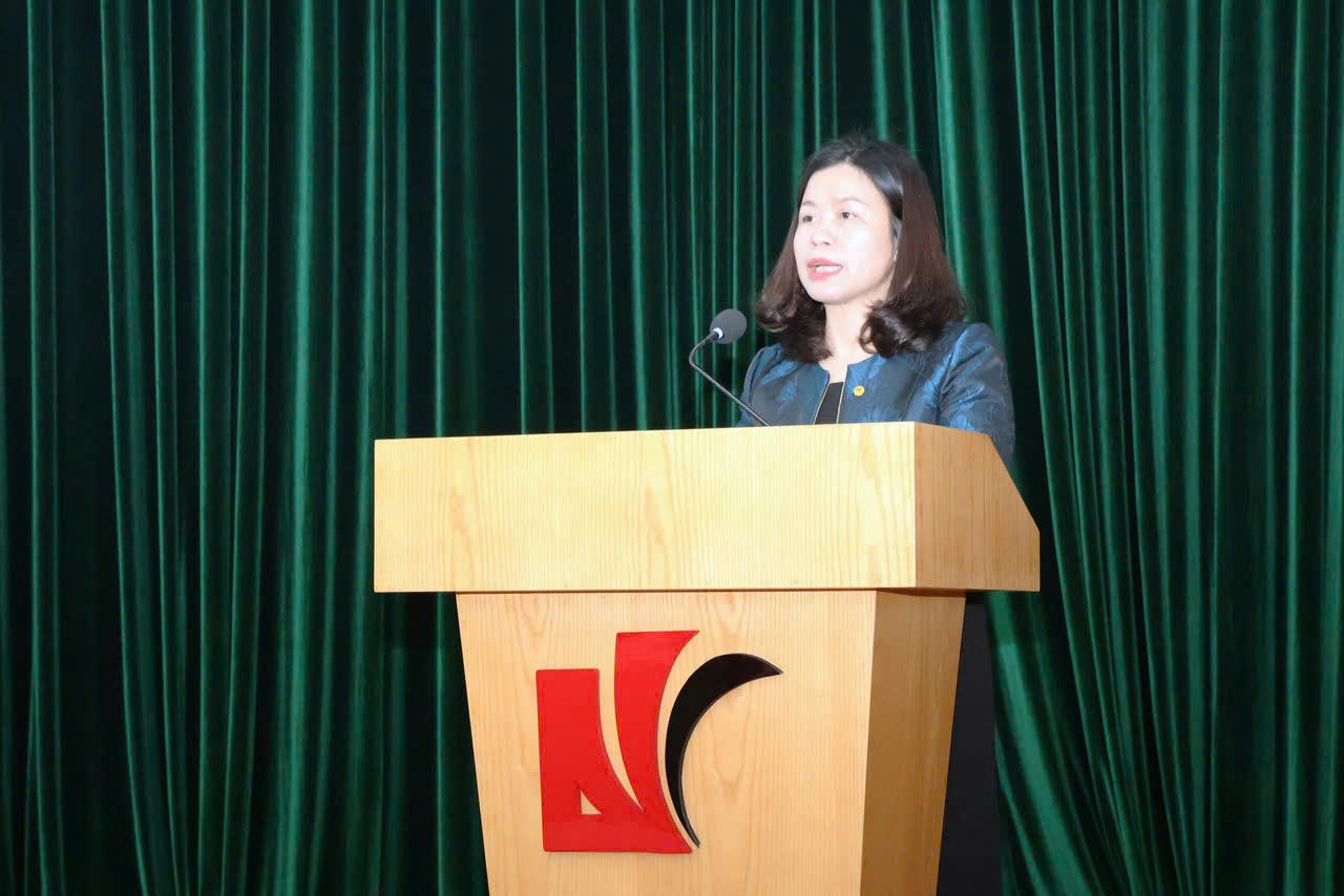 Cô Nguyễn Thị Thu Hồng - Phó Trưởng Phòng Đào tạo và Công tác