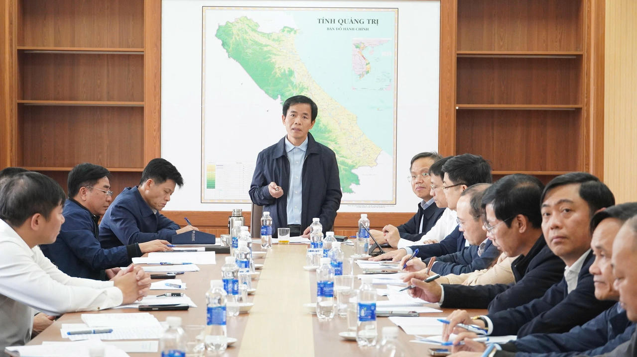 Ông Nguyễn Văn Phương - Bí thư Tỉnh ủy Quảng Trị phát biểu kết luận buổi làm việc.