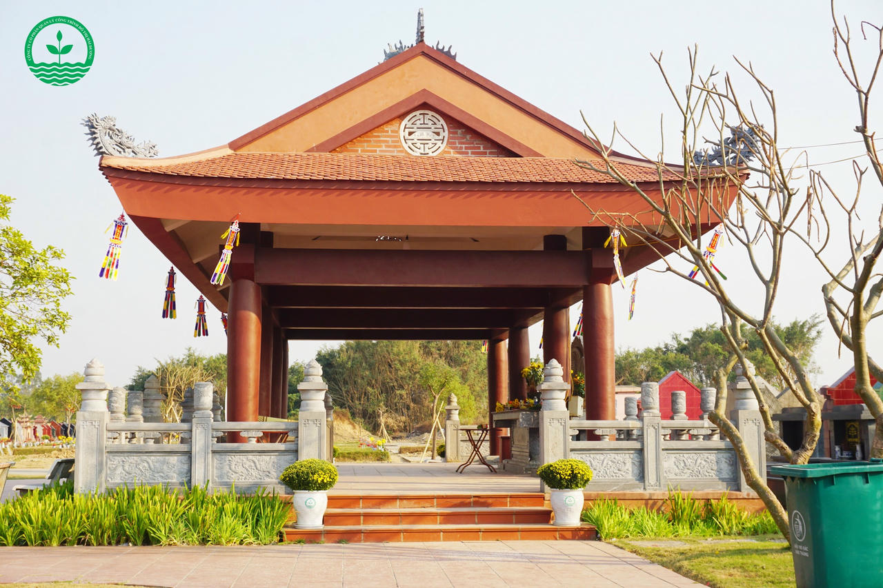 Trong lĩnh vực quản lý nghĩa trang nhân dân, Công ty Cổ phần Quản lý công trình đô thị Hải Dương đã Tổ chức quy hoạch, phân khu chức năng một cách khoa học, phù hợp với quy mô sử dụng và định hướng phát triển lâu dài