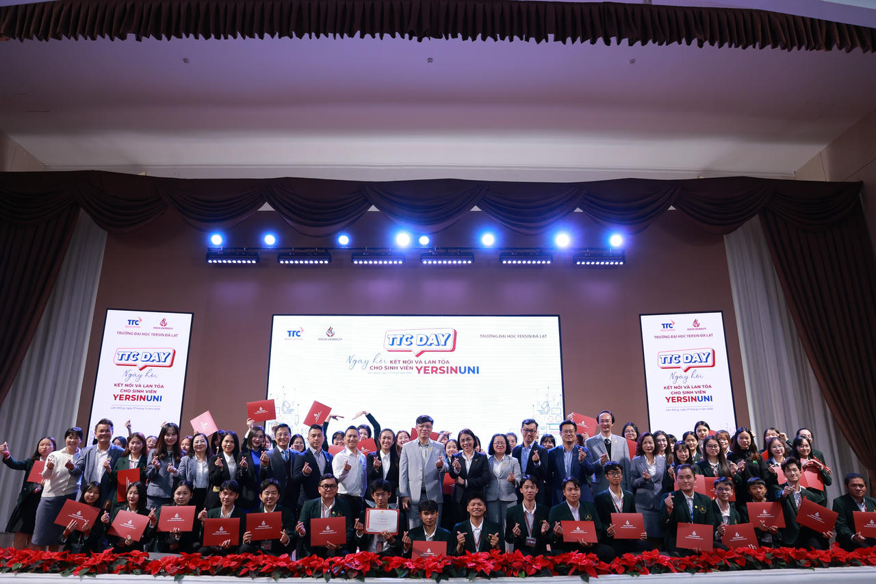 Học bổng khuyến học “TTC - Nâng bước thành công” đã được trao tặng đến 50 sinh viên của Trường Đại học Yersin Đà Lạt.