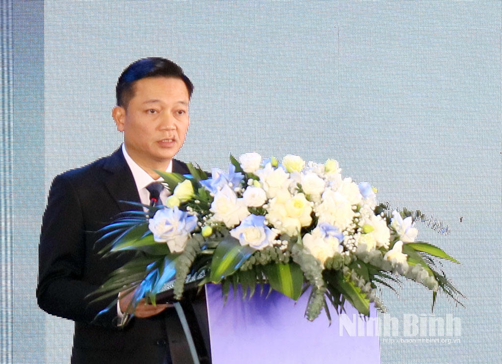 Phó Chủ tịch UBND tỉnh Nguyễn Cao Sơn phát biểu tại Lễ khánh thành.(Ảnh: Báo Ninh Bình)