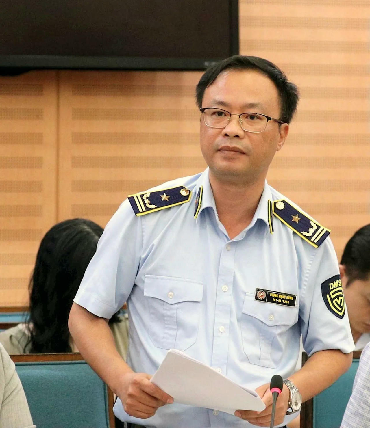 Ông Dương Mạnh Hùng - Phó Chi cục trưởng Chi cục Quản lý thị trường (QLTT) TP Hà Nội. (Ảnh: Hoài Nam)