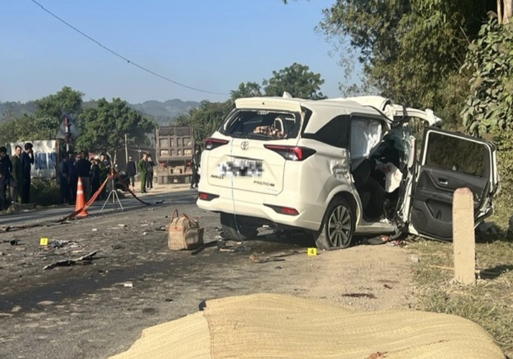 Tai nạn đặc biệt nghiêm trọng trên quốc lộ 1A  khiến 4 người tử vong