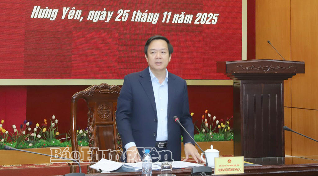 Chủ tịch UBND tỉnh Hưng Yên Phạm Quang Ngọc phát biểu tại hội nghị. (Ảnh: Báo Hưng Yên)