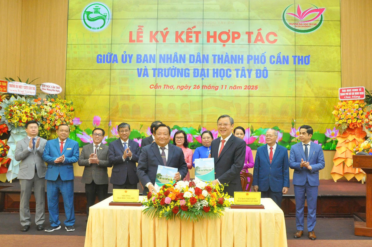 UBND TP Cần Thơ ký kết hợp tác với  Trường Đại học Tây Đô.