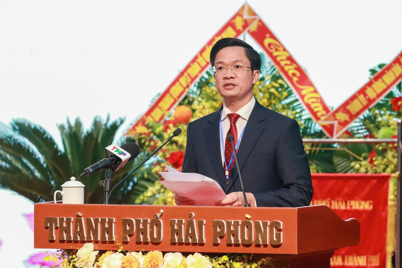 Ông Phạm Văn Lập, Chủ tịch Uỷ ban MTTQ Việt Nam TP Hải Phòng phát biểu tại Đại hội.