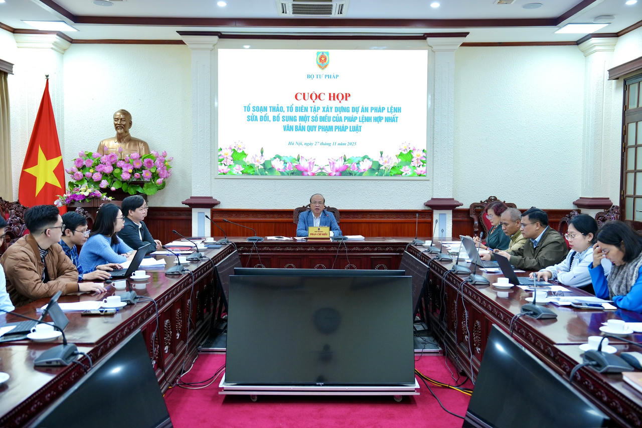 Cần xử lý triệt để các khó khăn, vướng mắc trong công tác hợp nhất văn bản