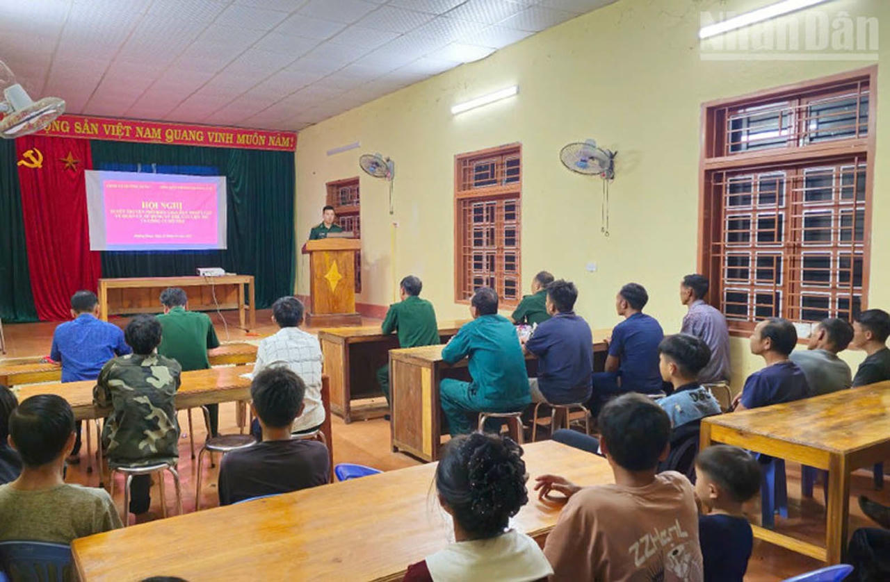 Bộ đội Biên phòng Sơn La tuyên truyền pháp luật qua những việc làm cụ thể, thiết thực