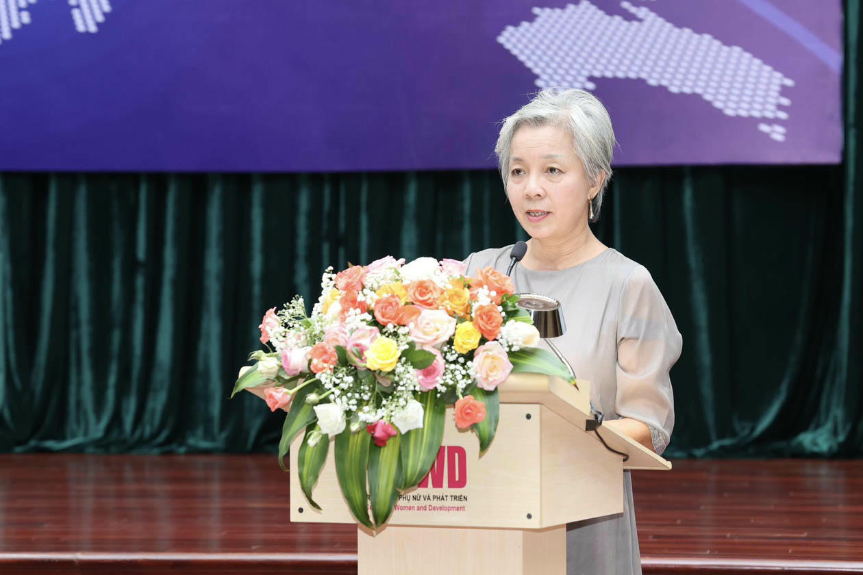 Bà Nguyễn Vân Anh - Chủ tịch sáng lập Trung tâm nghiên cứu ứng dụng khoa học về giới - gia đình - phụ nữ và trẻ em vị thành niên (CSAGA).