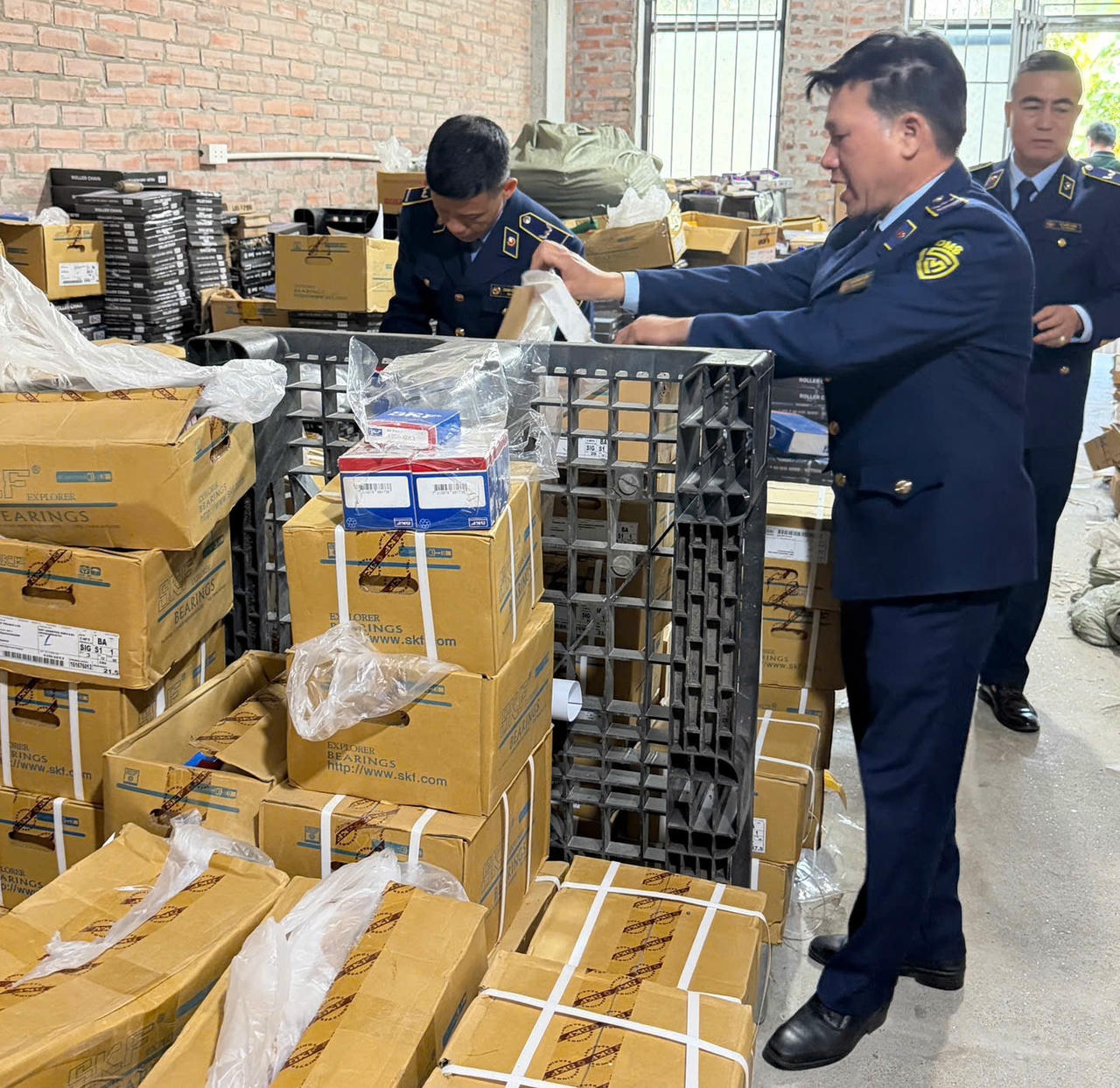 Việc phát hiện số lượng lớn vòng bi có dấu hiệu giả mạo nhãn hiệu S. giúp bảo vệ quyền lợi người tiêu dùng và góp phần đảm bảo an toàn kỹ thuật cho các thiết bị công nghiệp. 