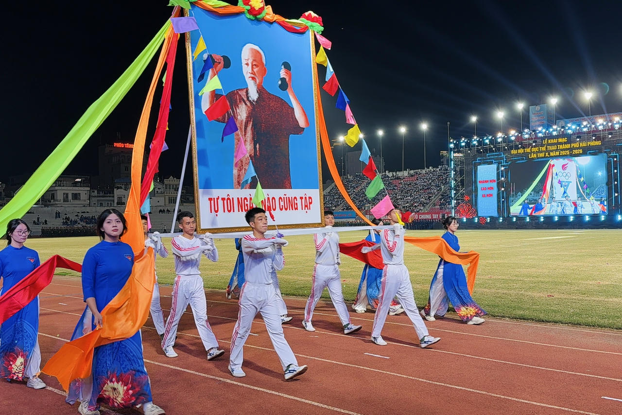 Tại Đại hội, các đoàn VĐV tranh tài ở 18 môn thi đấu chính thức