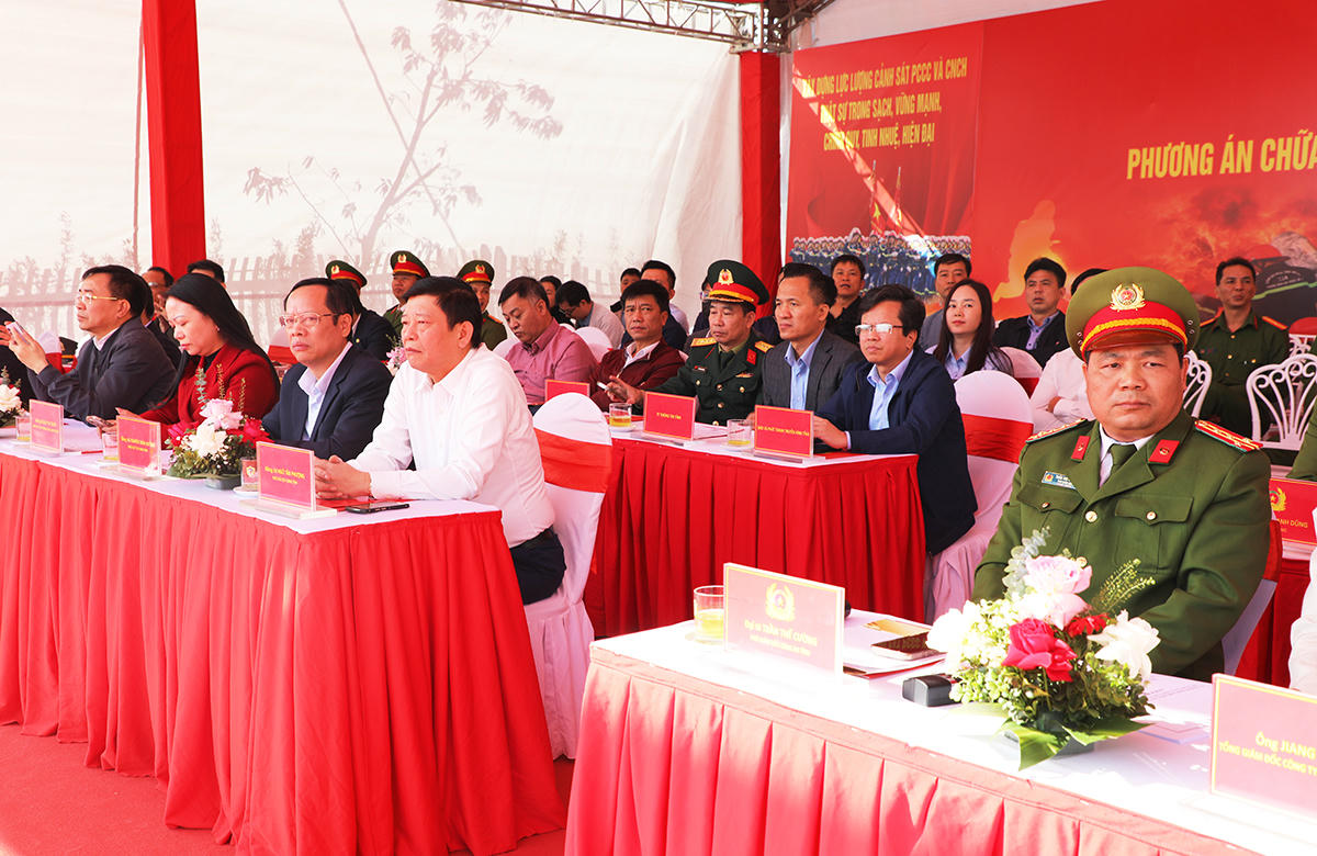 Các đại biểu tham dự buổi diễn tập.(Ảnh Cổng Thông tin điện tử tỉnh Bắc Ninh)