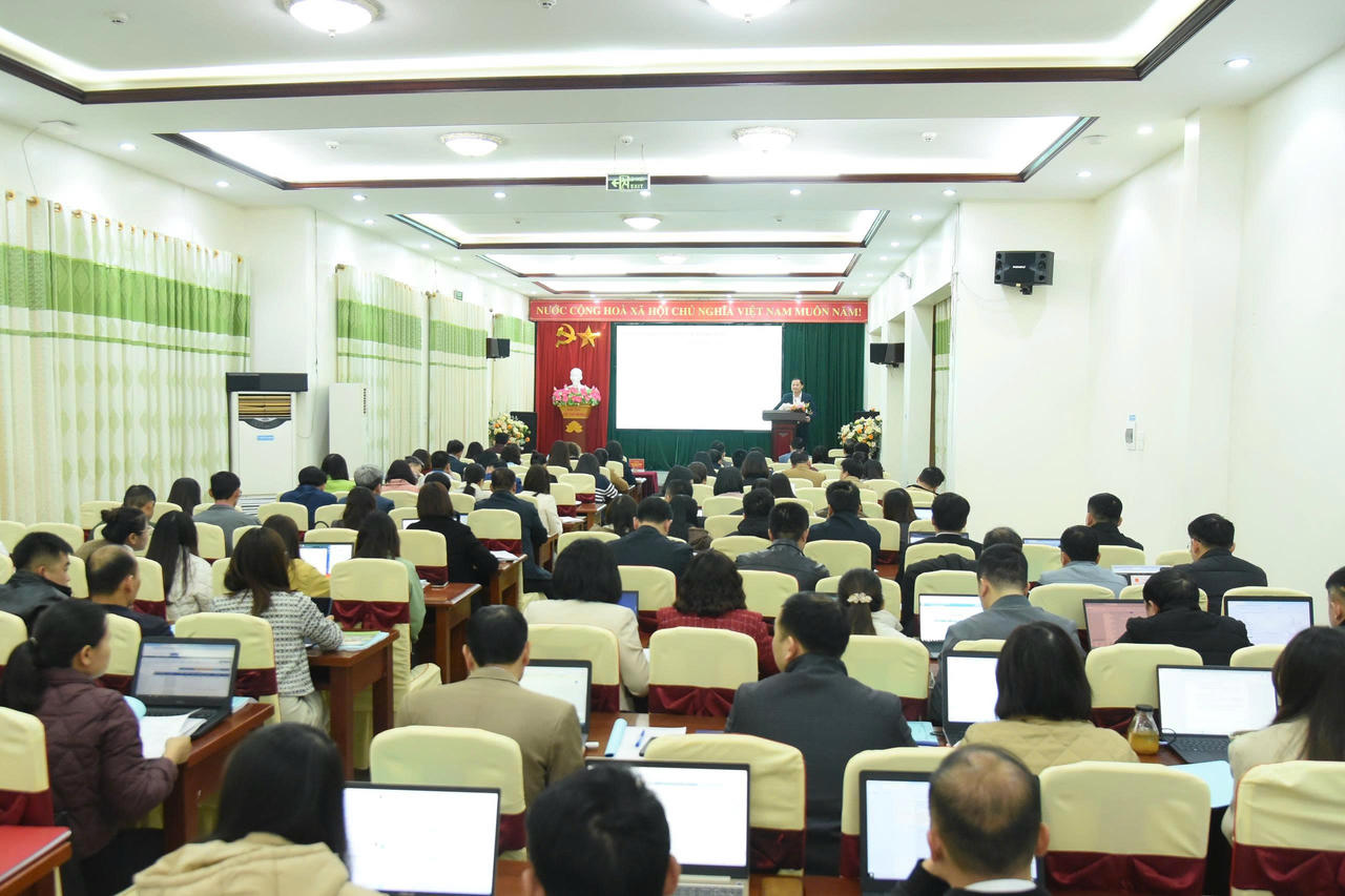 Sở Tư pháp Lạng Sơn tuyên truyền, phổ biến, giáo dục pháp luật cho người dân trên địa bàn tỉnh. (Ảnh: Sở Tư pháp Lạng Sơn)