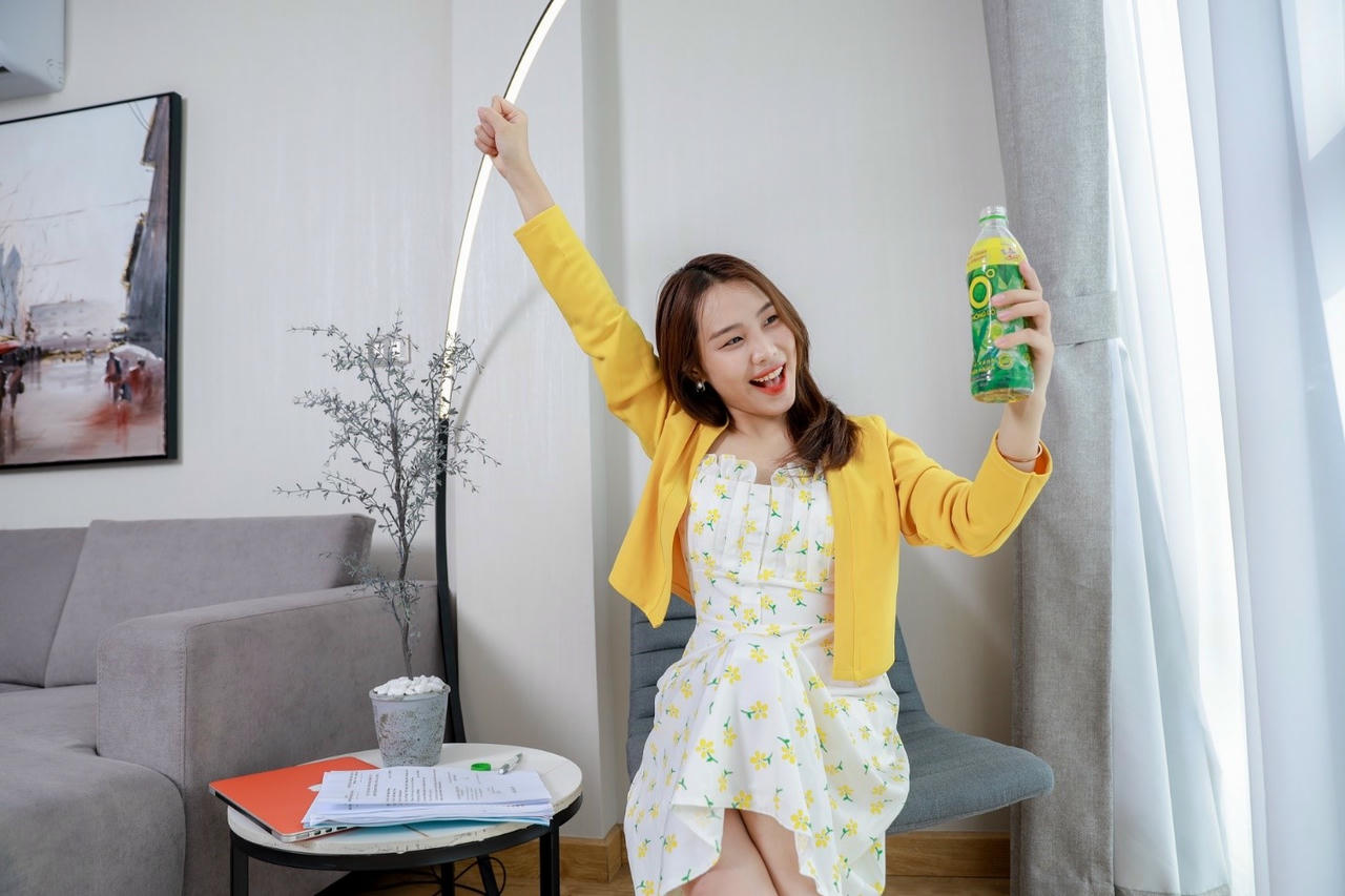 Áp lực có thể nặng nề, nhưng một khoảnh khắc thư giãn đúng lúc với Trà Xanh Không Độ giúp giải nhiệt cuộc sống, đem lại cảm hứng cho những ý tưởng bất ngờ.