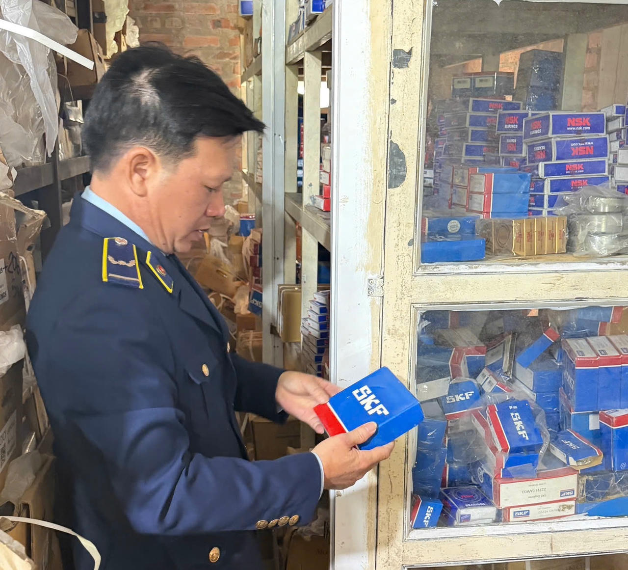 Phát hiện gần 30.000 vòng bi có dấu hiệu giả mạo nhãn hiệu tại Hà Nội 