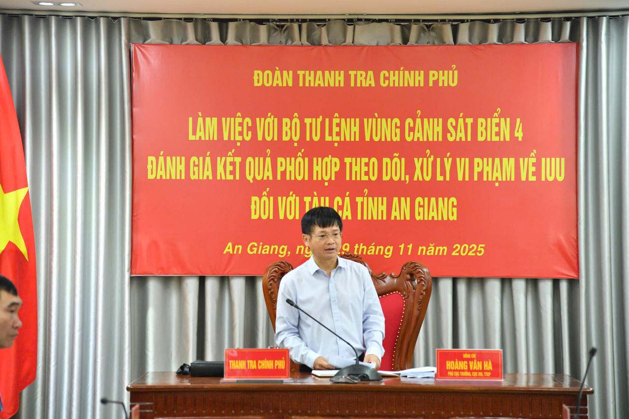 Thanh tra Chính phủ làm việc với Bộ Tư lệnh Vùng Cảnh sát biển 4 về công tác chống khai thác IUU