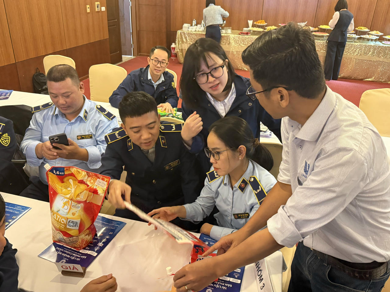 Chi cục QLTT TP Hà Nội phối hợp tổ chức Hội thảo phân biệt hàng thật, hàng giả của Unilever