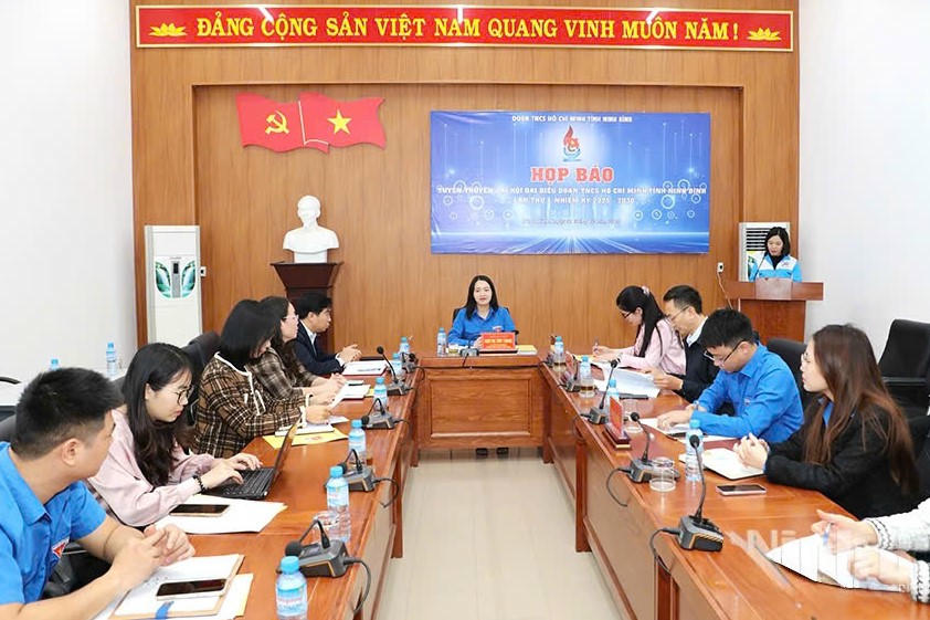 Quang cảnh buổi họp báo