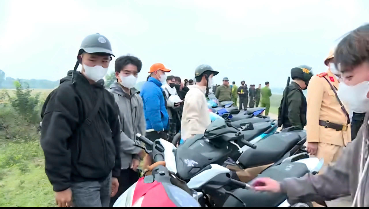 Bắc Ninh: Tạm giữ hơn 50 phương tiện liên quan nhóm thanh thiếu niên tụ tập tại khu vực “cây cô đơn”