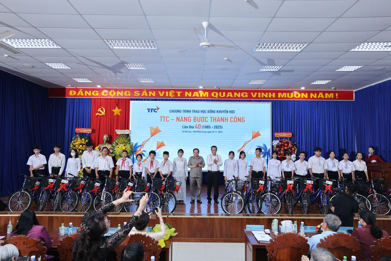 TTC 40 năm đồng hành học sinh vượt khó