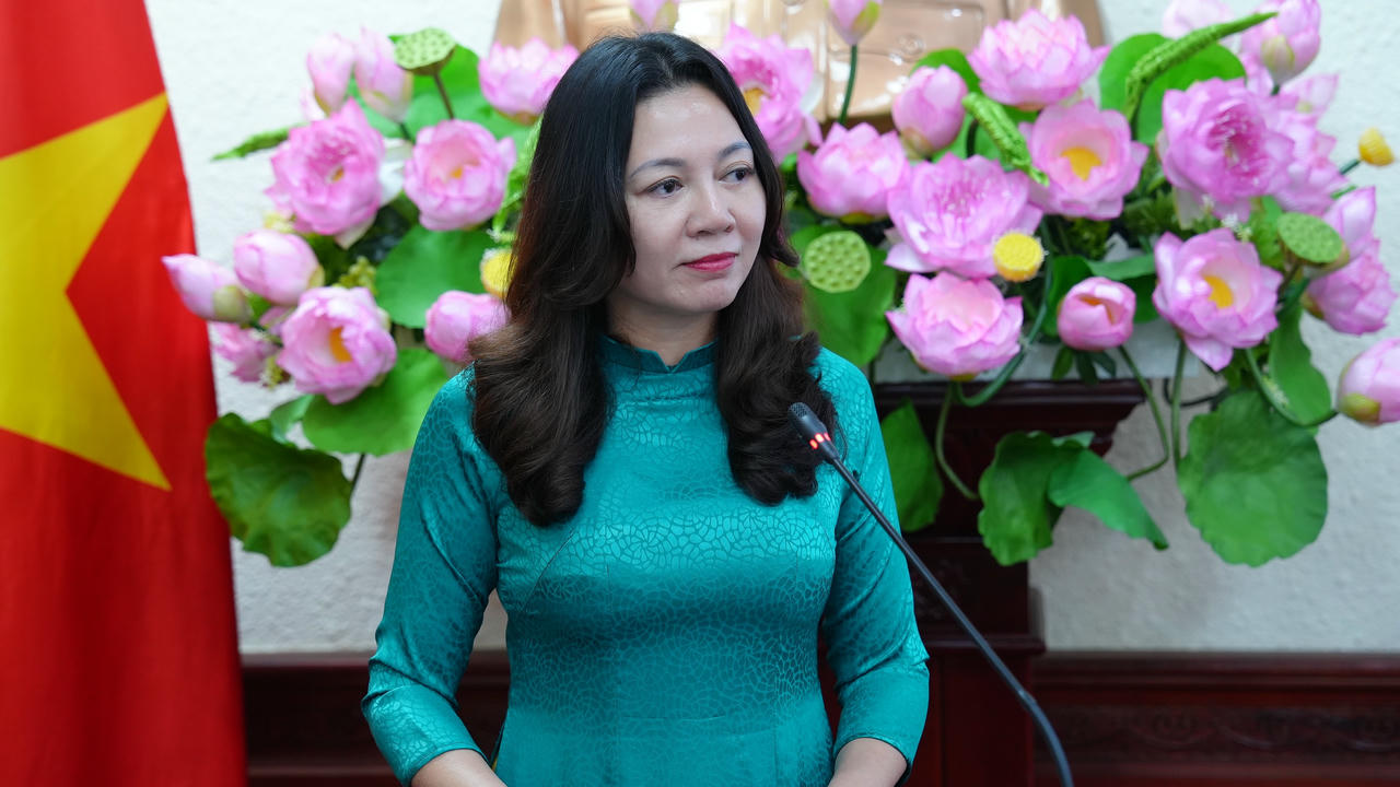  Phó Cục trưởng Cục Quản lý THADS Trần Thị Phương Hoa phát biểu tại buổi lễ.