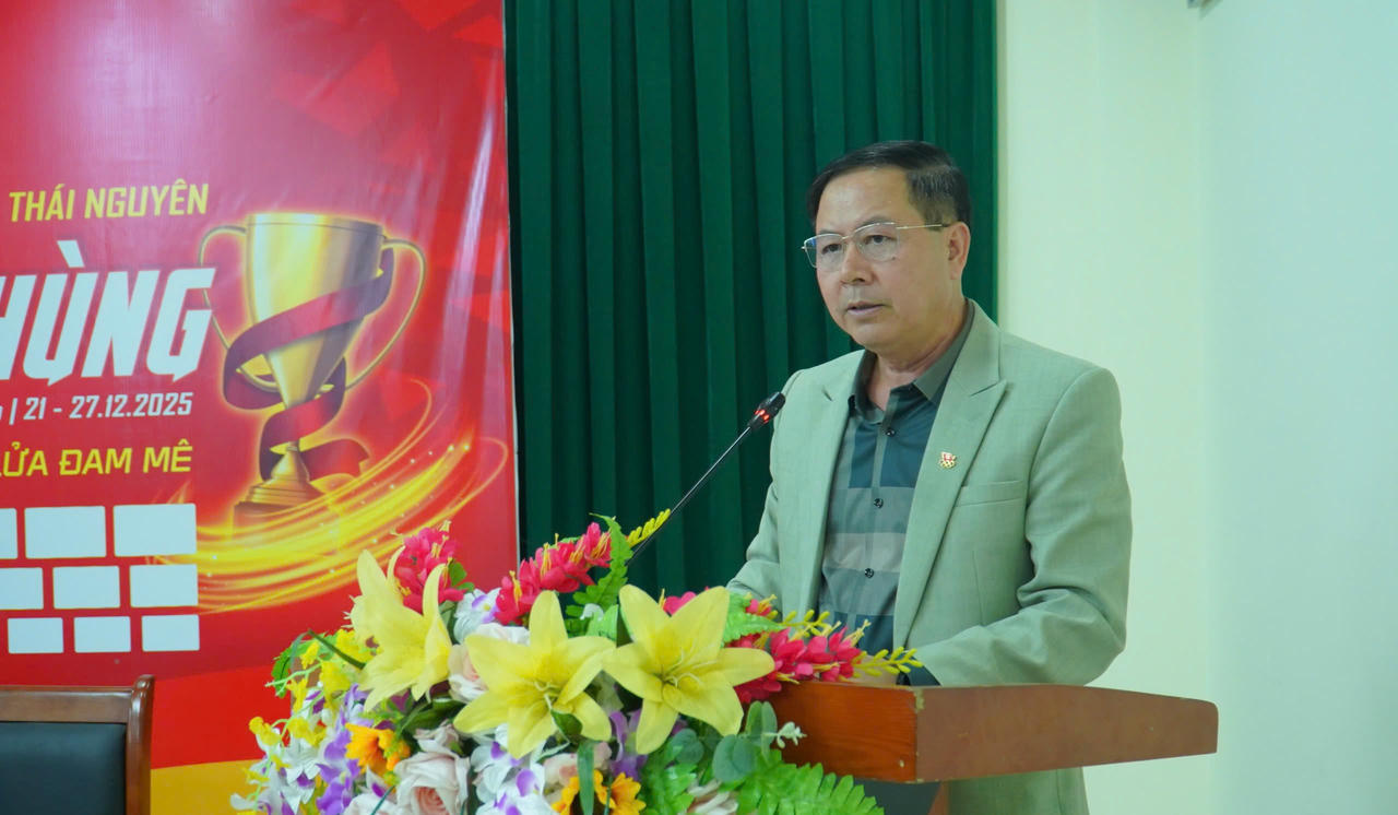 Ông Đoàn Văn Công, Phó Giám đốc VTTT&amp;DL tỉnh Thái Nguyên phát biểu tại buổi họp báo