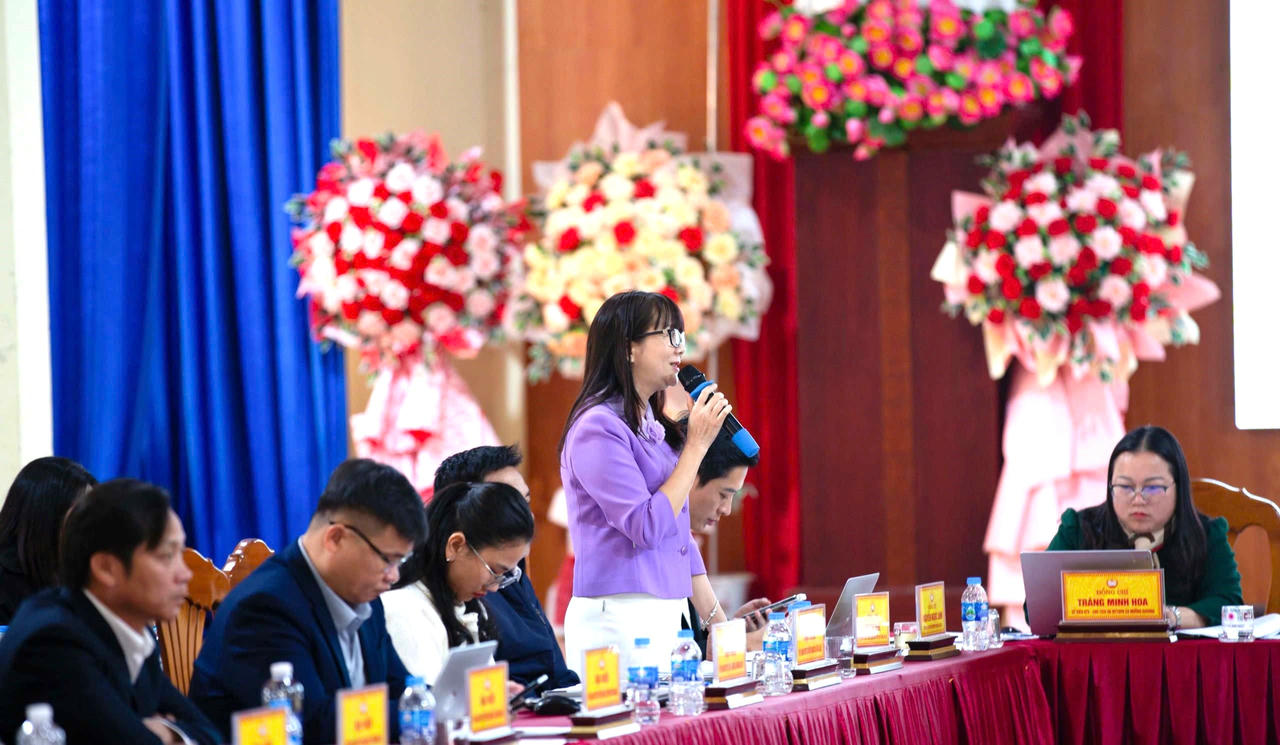 Đại biểu phát biểu thảo luận tại Hội nghị.