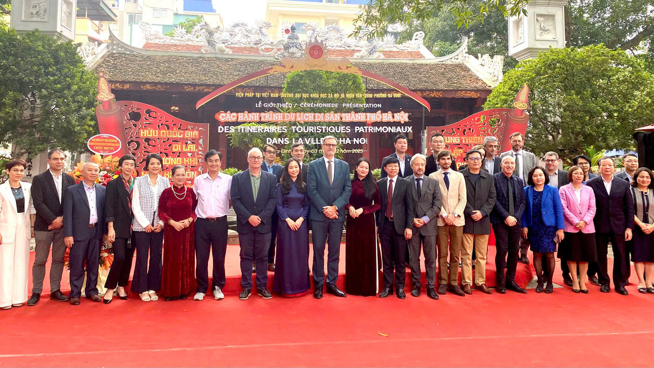 "Chạm" vào di sản Hà Nội qua lăng kính số