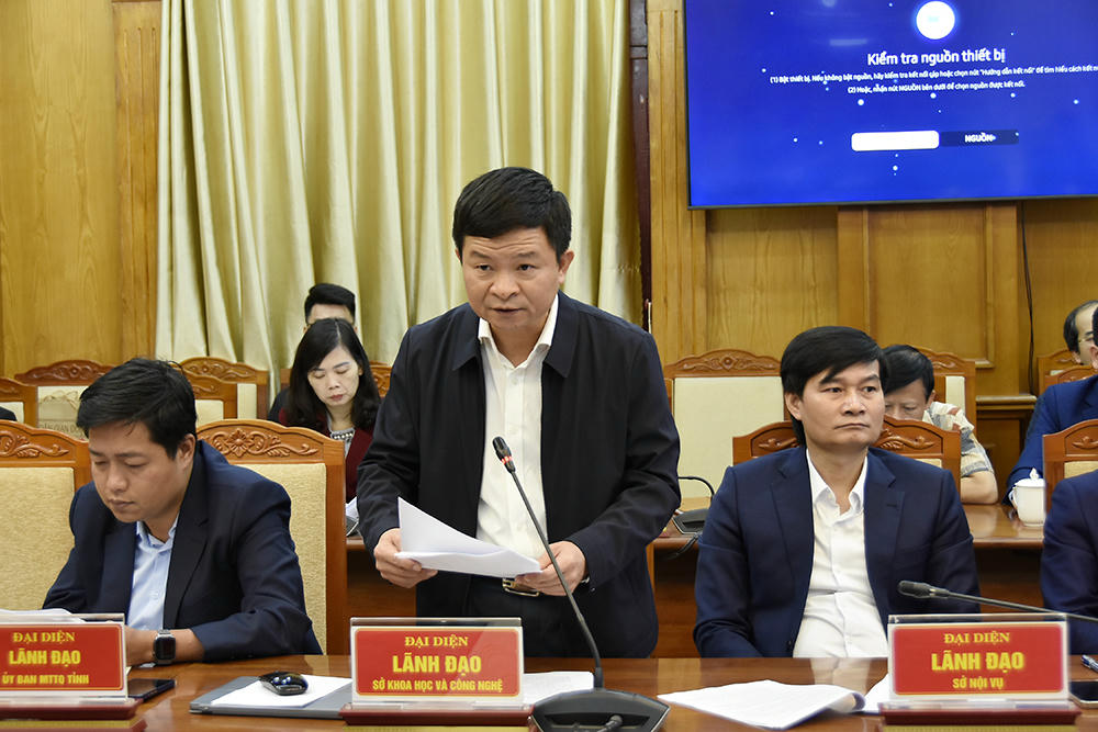 Đại diện Sở Khoa học và Công nghệ Bắc Ninh trình bày báo cáo trong quá trình xây dựng dự thảo Chiến lược dữ liệu tỉnh.